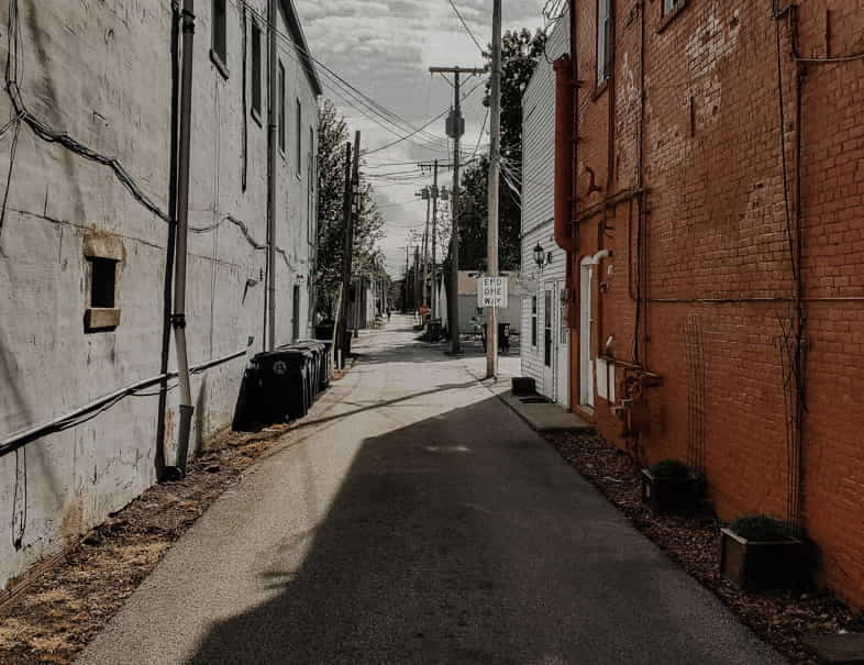 The entrance to a degraded urban area